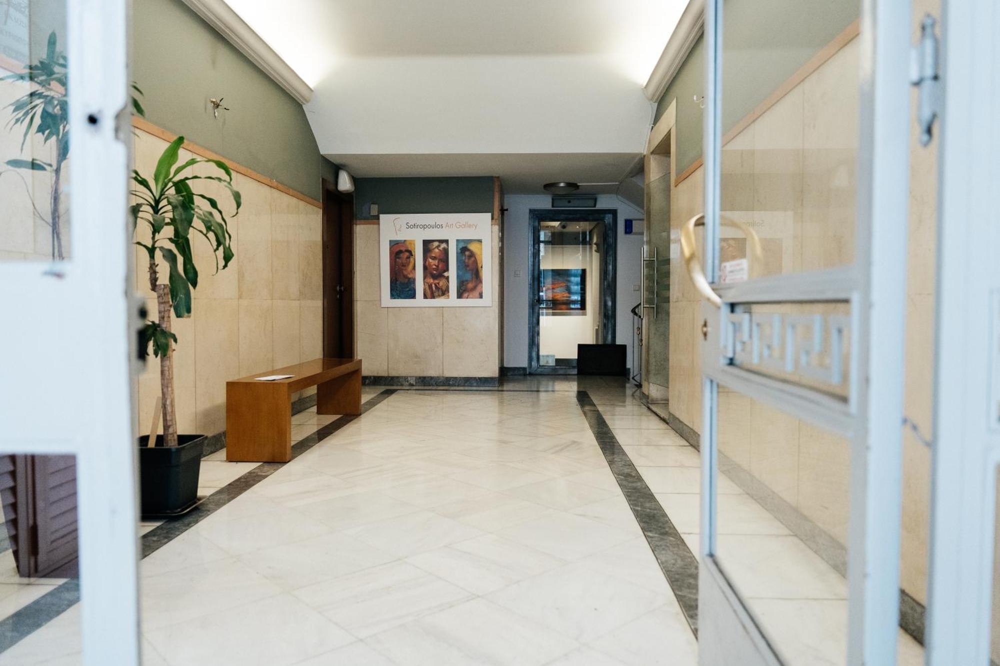 Luxury Apartment Center Athens Exterior photo